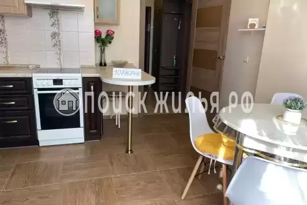 Квартира «Х комнатная квартира на Кириченко» Квартира «Х комнатная квартира на Кириченко»