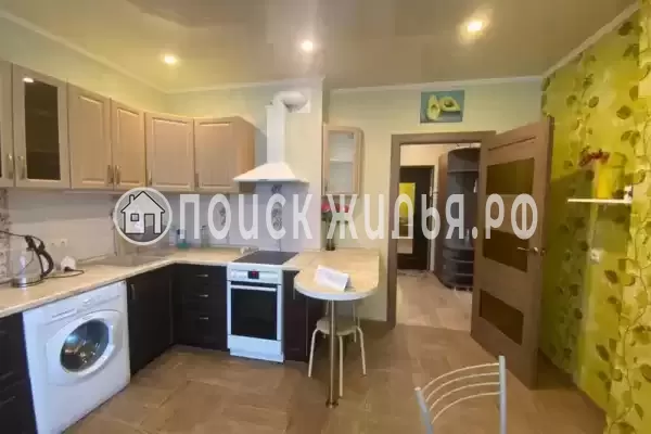 Квартира «Х комнатная квартира на Кириченко» Квартира «Х комнатная квартира на Кириченко»