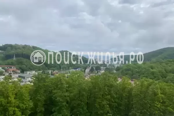 Квартира «Х комнатная квартира на Кириченко» Квартира «Х комнатная квартира на Кириченко»