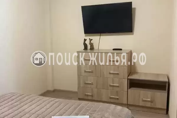 Квартира «Х комнатная квартира на Кириченко» Квартира «Х комнатная квартира на Кириченко»