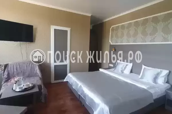 Частный сектор «Дом для большой компании с бассейном»