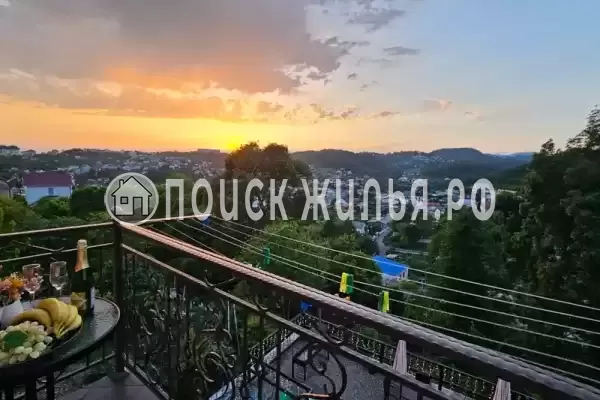 Частный сектор «Дом для большой компании с бассейном»