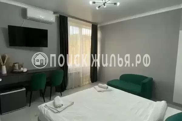 Частный сектор «Дом для большой компании с бассейном»