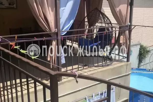 Частный сектор «Дом с бассейном и детской площадкой» Частный сектор «Дом с бассейном и детской площадкой»