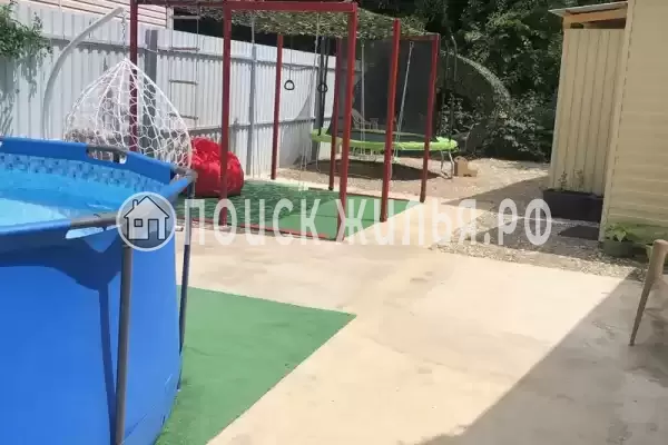 Частный сектор «Дом с бассейном и детской площадкой» Частный сектор «Дом с бассейном и детской площадкой»