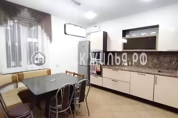 Частный сектор «Домик у моря на 12 человек»