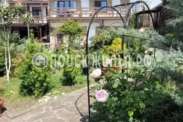 Квартира «Мандарин-Парк» Квартира «Мандарин-Парк»