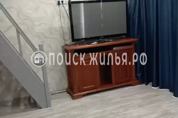 Частный сектор «Трёхэтажный таунхаус в 5 минутах от моря»