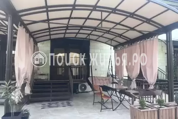 Частный сектор «Таунхаус в 5 минутах от моря»