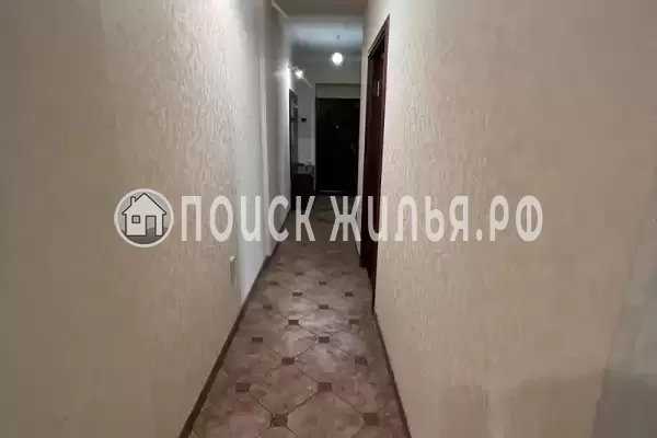 Квартира «Х комнатная квартира в самом центре»