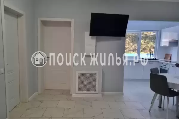 Частный сектор «Дом на 12 человек в центре, 10 мин от центр. пляжа» Частный сектор «Дом на 12 человек в центре, 10 мин от центр. пляжа»