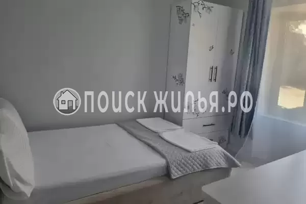 Частный сектор «Дом на 12 человек в центре, 10 мин от центр. пляжа» Частный сектор «Дом на 12 человек в центре, 10 мин от центр. пляжа»