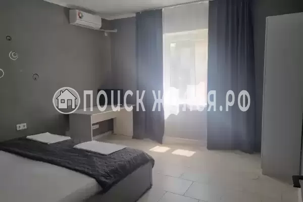 Частный сектор «Дом на 12 человек в центре, 10 мин от центр. пляжа» Частный сектор «Дом на 12 человек в центре, 10 мин от центр. пляжа»