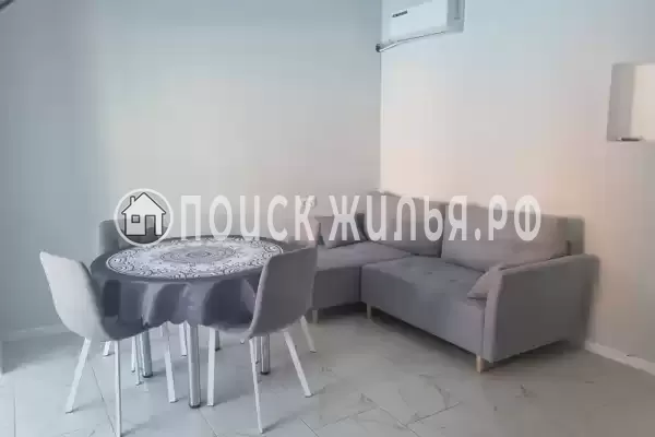 Частный сектор «Дом на 12 человек в центре, 10 мин от центр. пляжа» Частный сектор «Дом на 12 человек в центре, 10 мин от центр. пляжа»