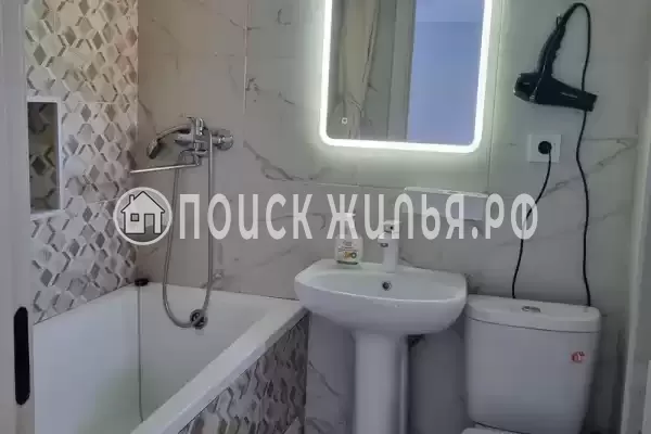 Частный сектор «Дом на 12 человек в центре, 10 мин от центр. пляжа» Частный сектор «Дом на 12 человек в центре, 10 мин от центр. пляжа»