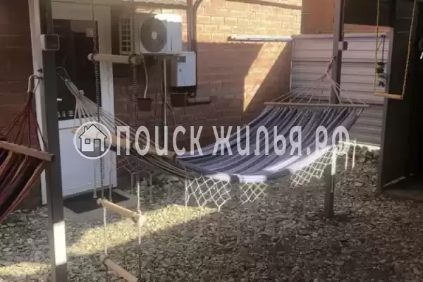 Частный сектор «Дом с бассейном и детской площадкой» Частный сектор «Дом с бассейном и детской площадкой»