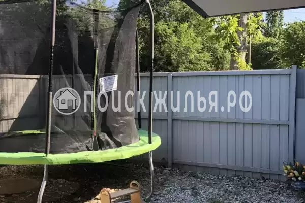 Частный сектор «Дом с бассейном и детской площадкой» Частный сектор «Дом с бассейном и детской площадкой»