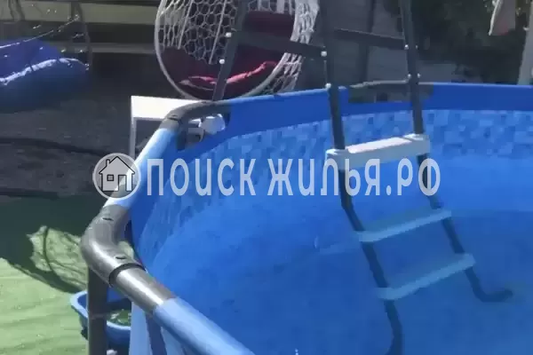 Частный сектор «Дом с бассейном и детской площадкой» Частный сектор «Дом с бассейном и детской площадкой»