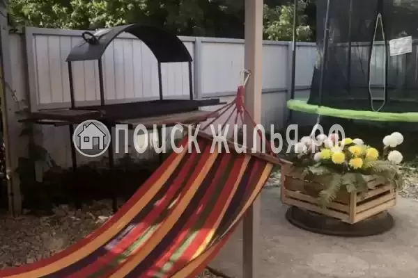 Частный сектор «Дом с бассейном и детской площадкой» Частный сектор «Дом с бассейном и детской площадкой»