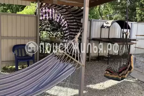 Частный сектор «Дом с бассейном и детской площадкой» Частный сектор «Дом с бассейном и детской площадкой»