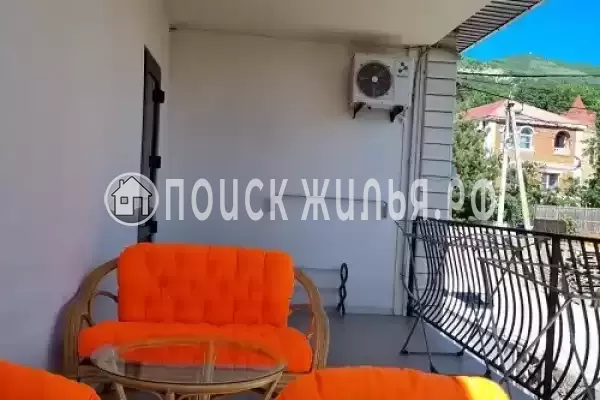 Частный сектор «Частный дом на Короленко» Частный сектор «Частный дом на Короленко»