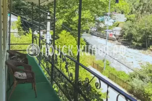 «На Самшитовой»