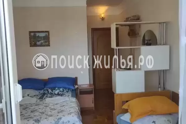 «На гоголя»