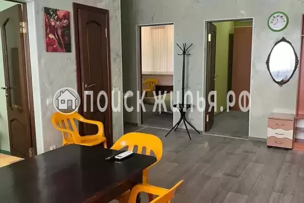 Частный сектор «Дом с бассейном»