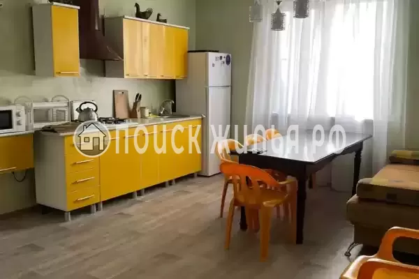 Частный сектор «Дом с бассейном»