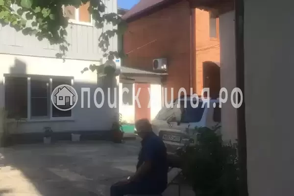 Частный сектор «Двухэтажный дом»