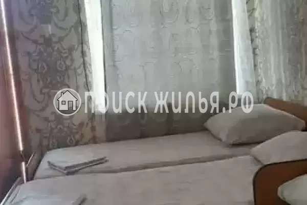 «В 50 метрах от моря»