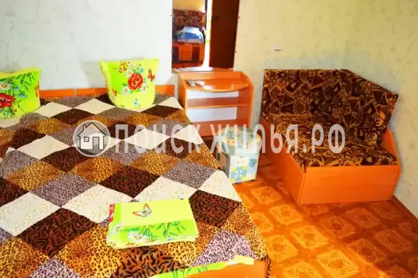 «На набережной»