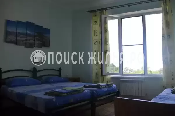 «Дом с флагом»