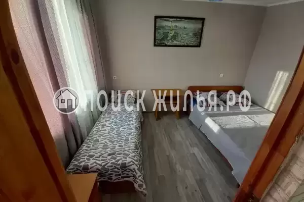 «На Лобача 7»