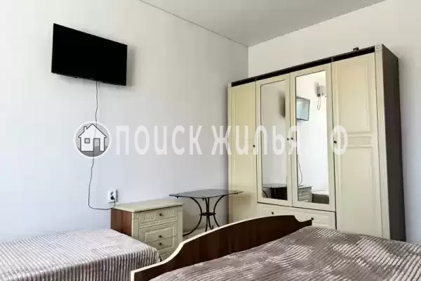 «На Лобача 7»