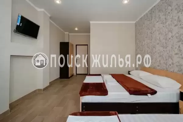 «Изумрудные холмы»