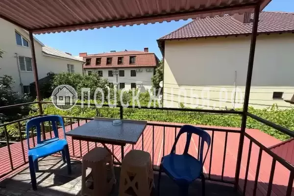 «На Ломоносова»