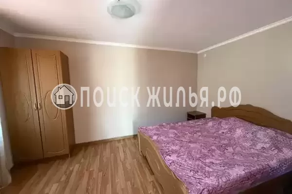 «На Ломоносова»