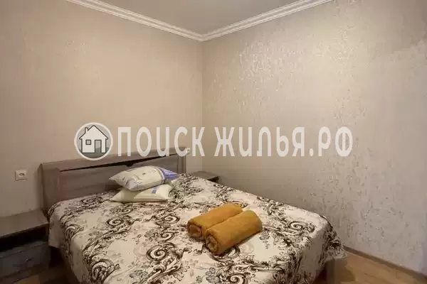 «На Ломоносова»