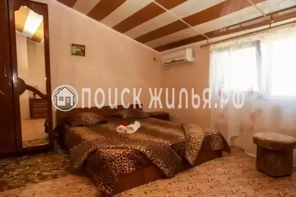 Гостевой дом «Дом с бассейном»