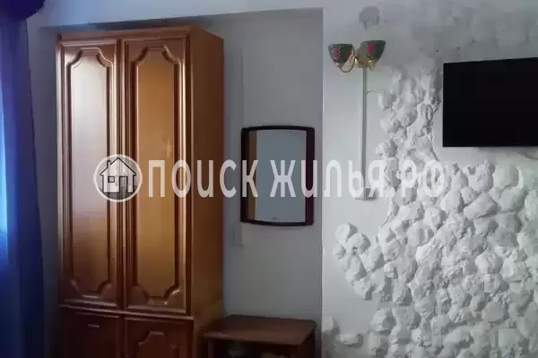 Гостевой дом «Дом с бассейном»