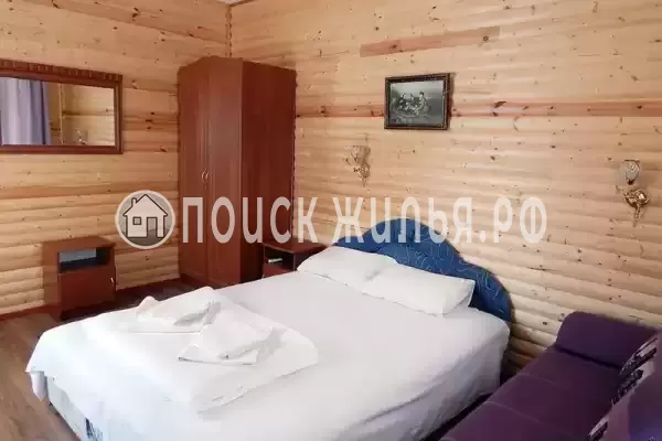 «Консульский дворик»