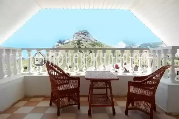 «Консульский дворик»